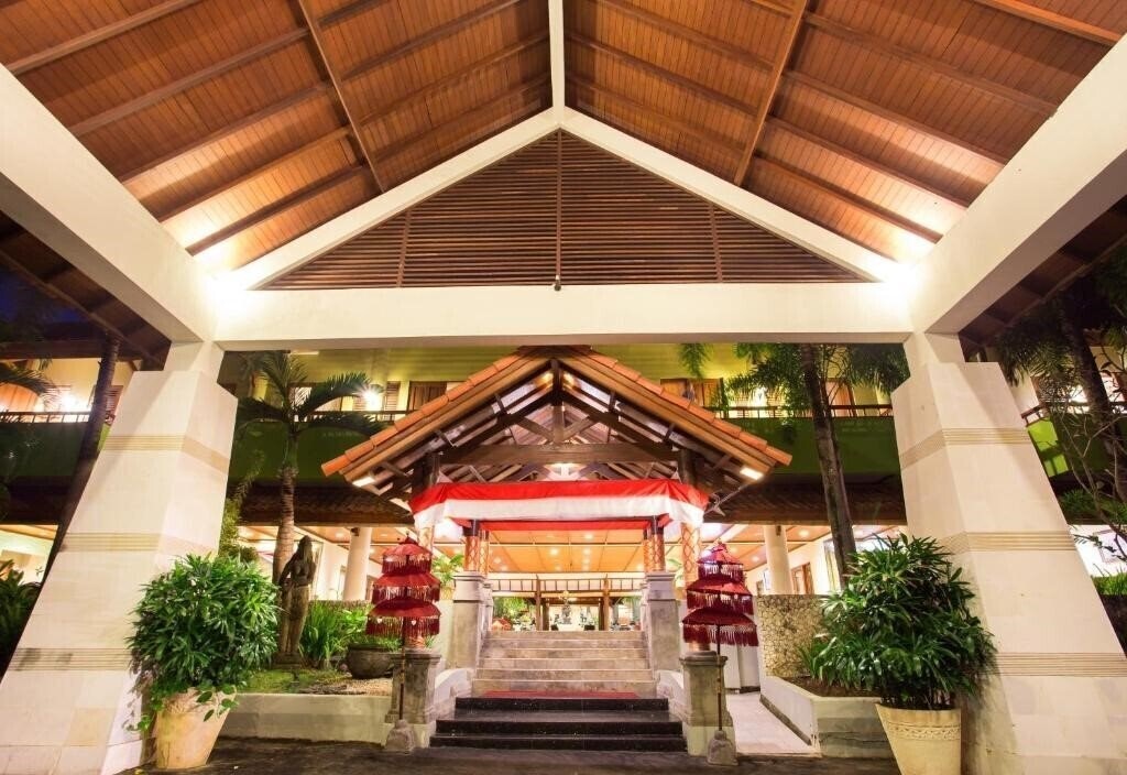 Картинка Plagoo Holiday Hotel 3*