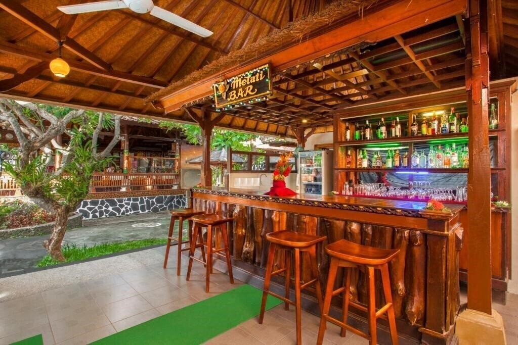 Фотографія Bali Taman Beach Resort 3*