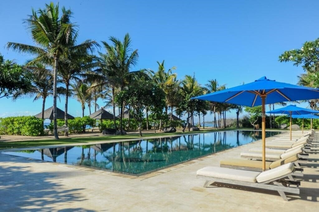 Готель Komaneka At Keramas Beach 5*