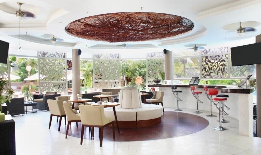 Фотографія Golden Tulip Jineng Resort 4*