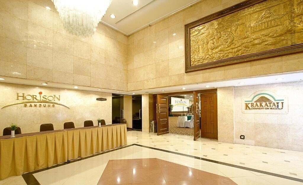 Картинка Horizon Bandung 4*