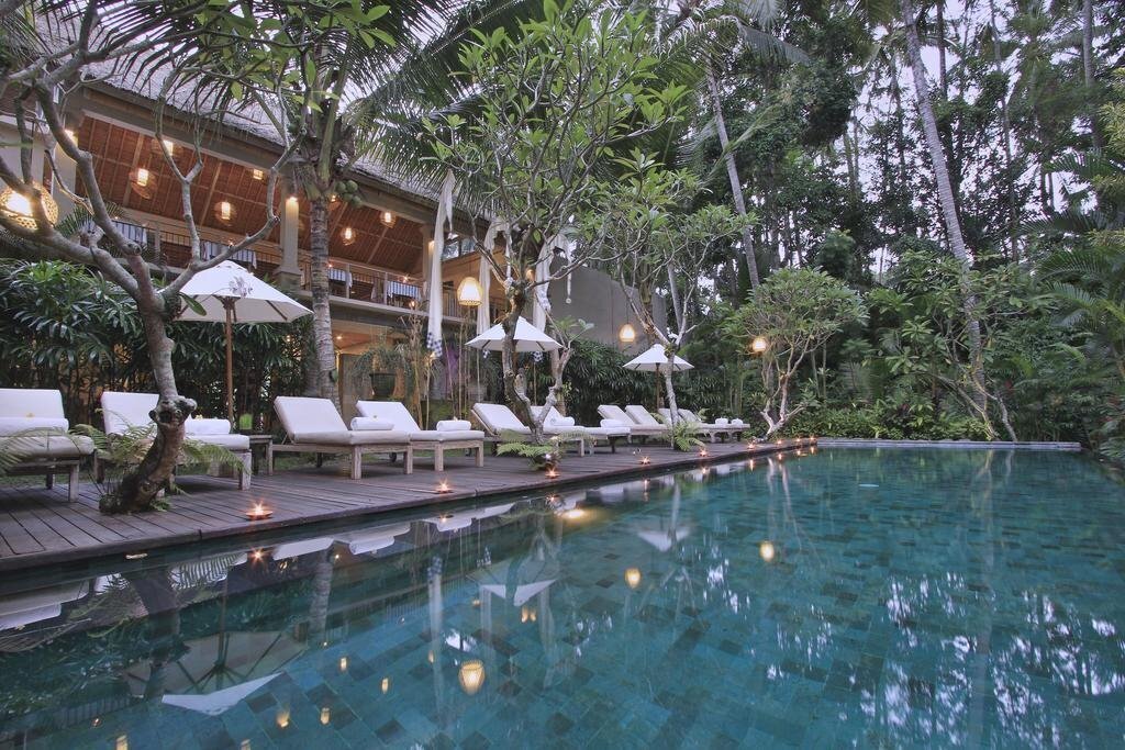 Готель Puri Sunia Resort 4*