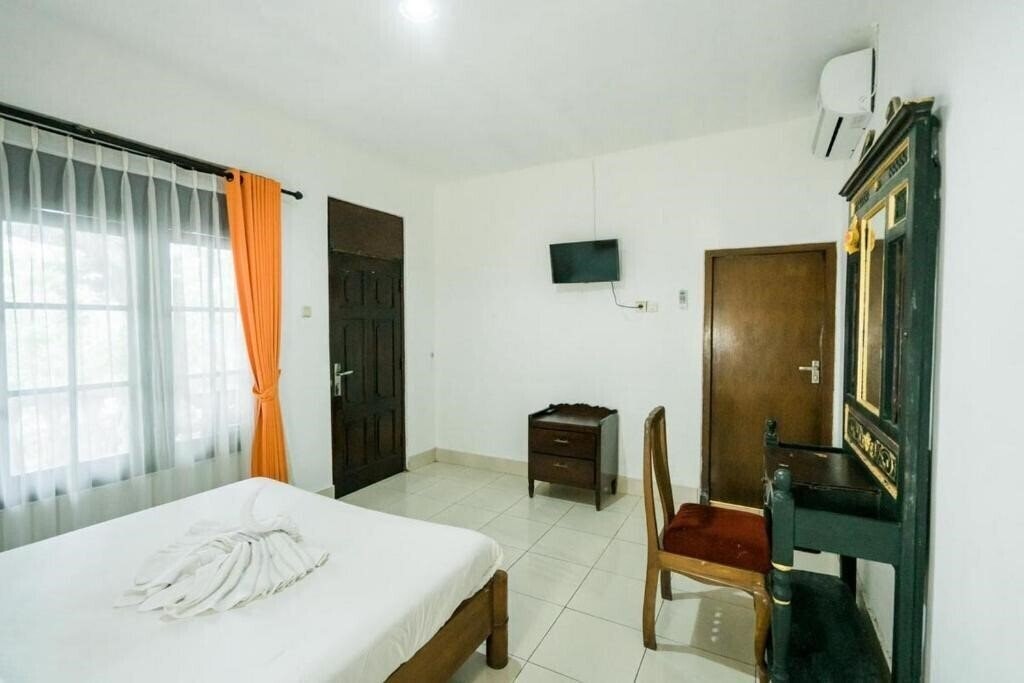 Зображення Ananda Beach Hotel Sanur 2*