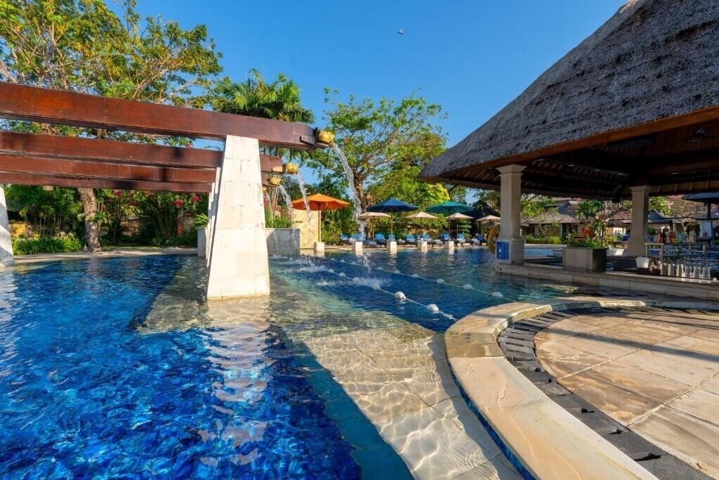 Готель Rama Beach 4*