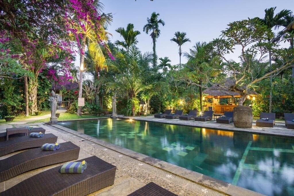 Фото Ubud Inn Cottage 3*