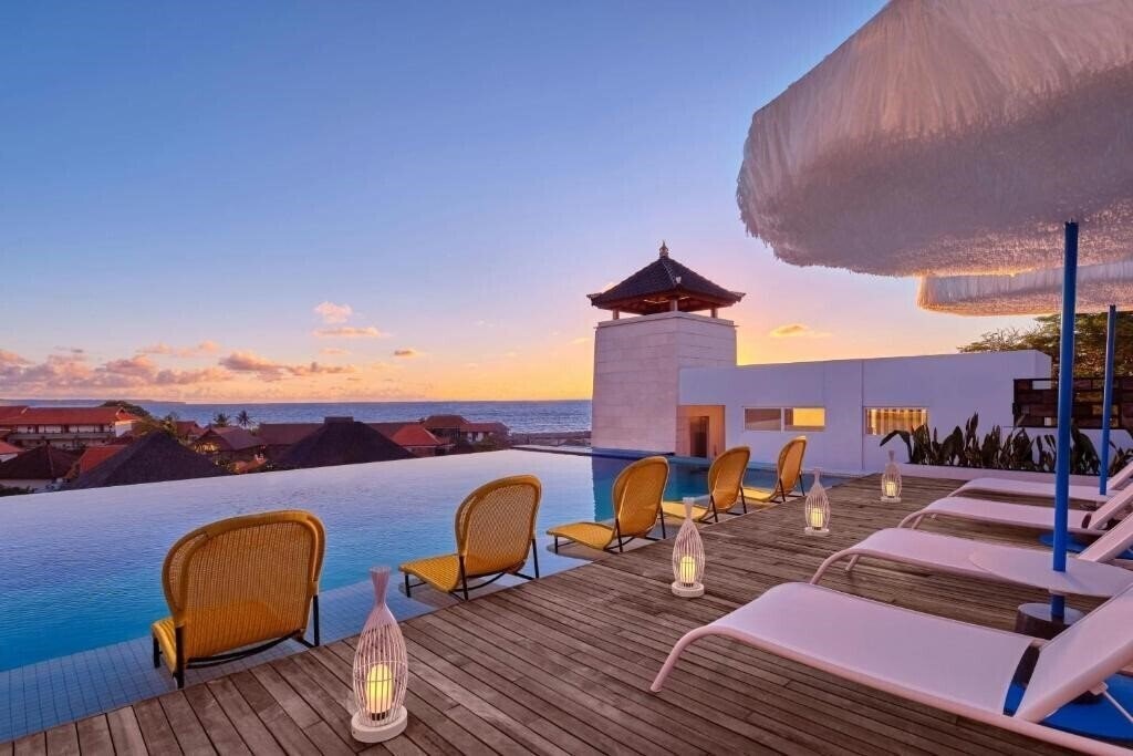 Готель Aloft Bali Seminyak 5*