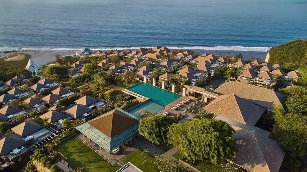 Изображение Umana Bali Ungasan Resort 5*