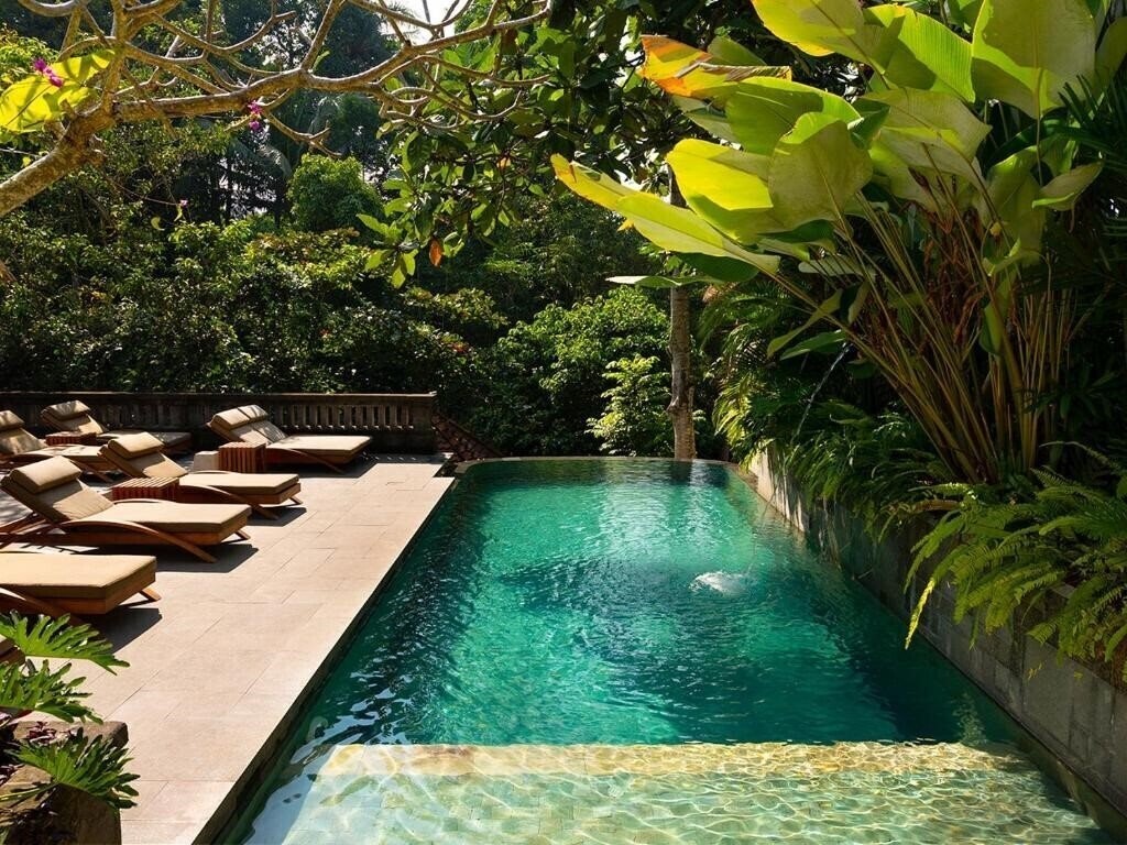 Изображение Alaya Resort Jembawan 4*
