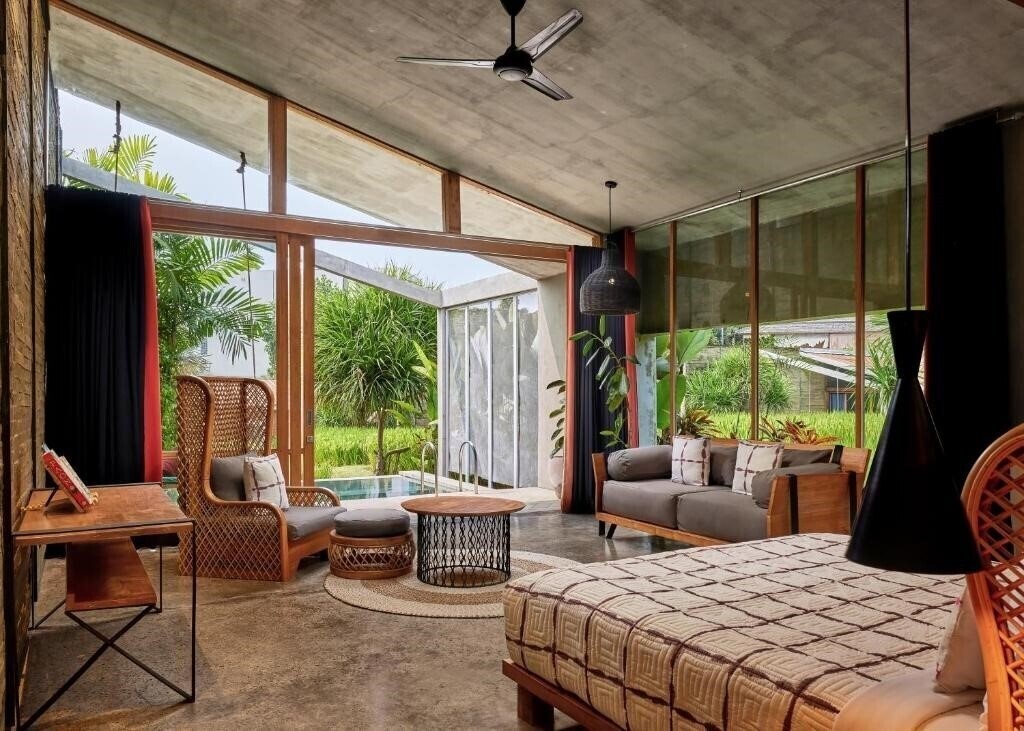 Фото Shore Amora Canggu 4*