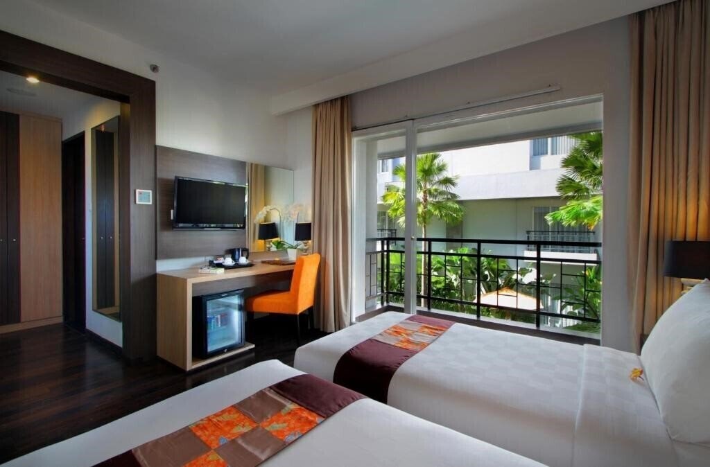 Фото B Hotel Bali & Spa 4*