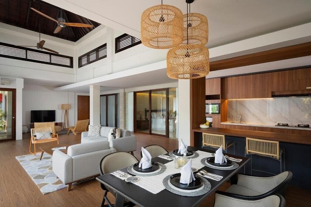 Фотографія The Kemilau Hotel & Villa Canggu 3*