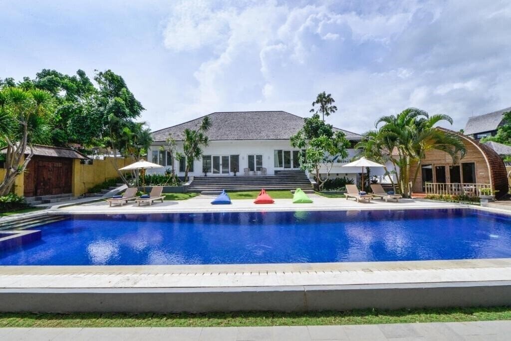Фотографія Villa Del Mar Canggu 5*