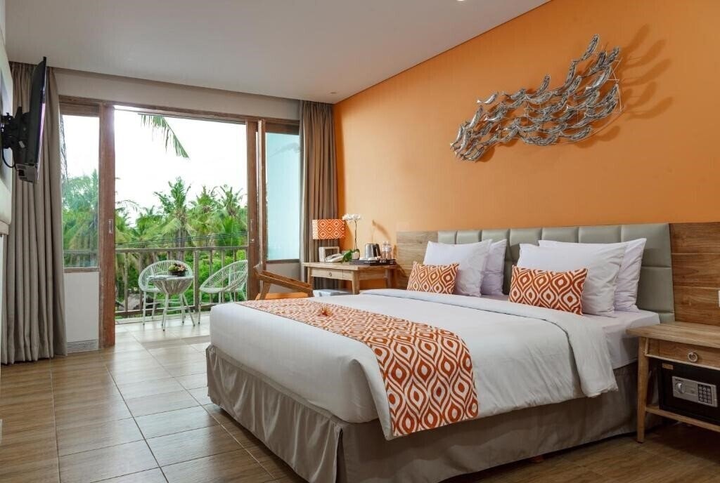 Фото Mahagiri Resort Nusa Lembongan 5*