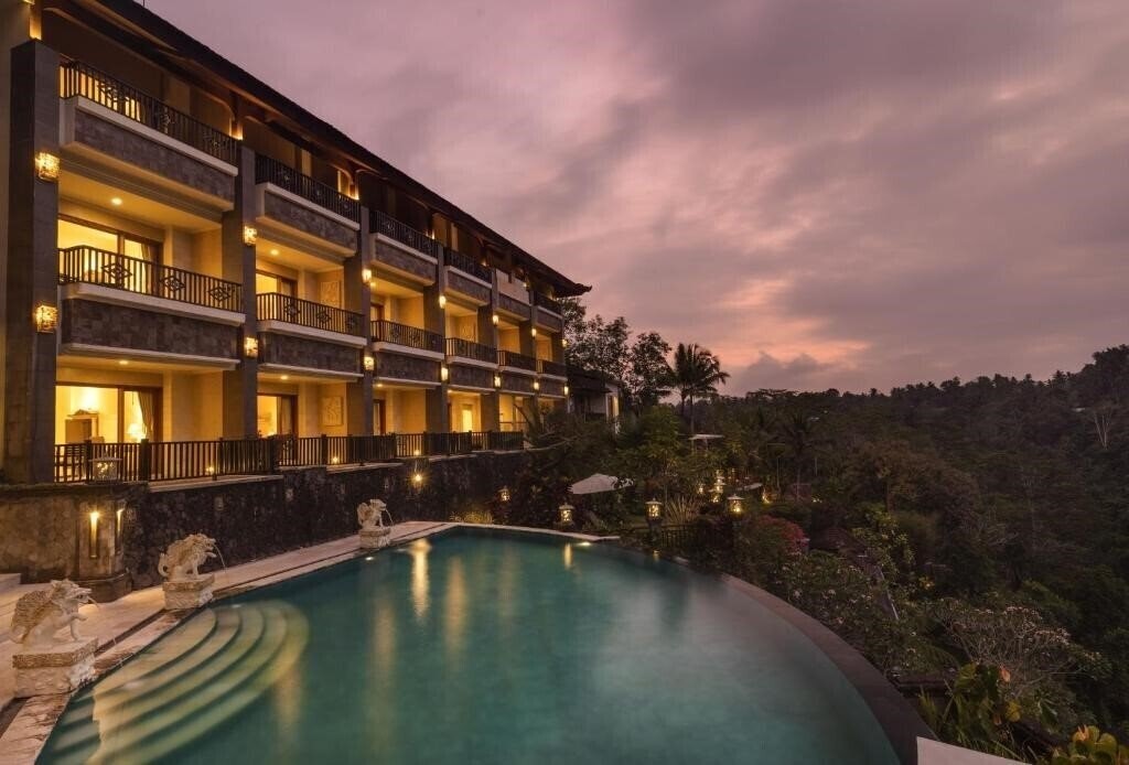 Фото Rijasa Agung Resort & Villas 4*