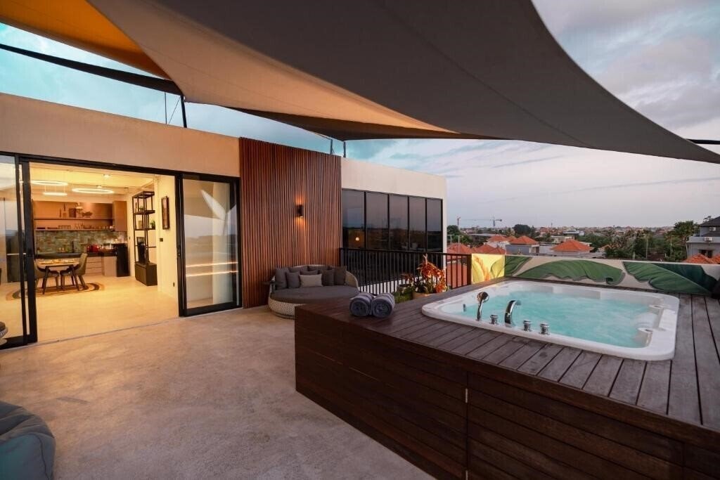 Фото Onyx Beach Hotel 2*