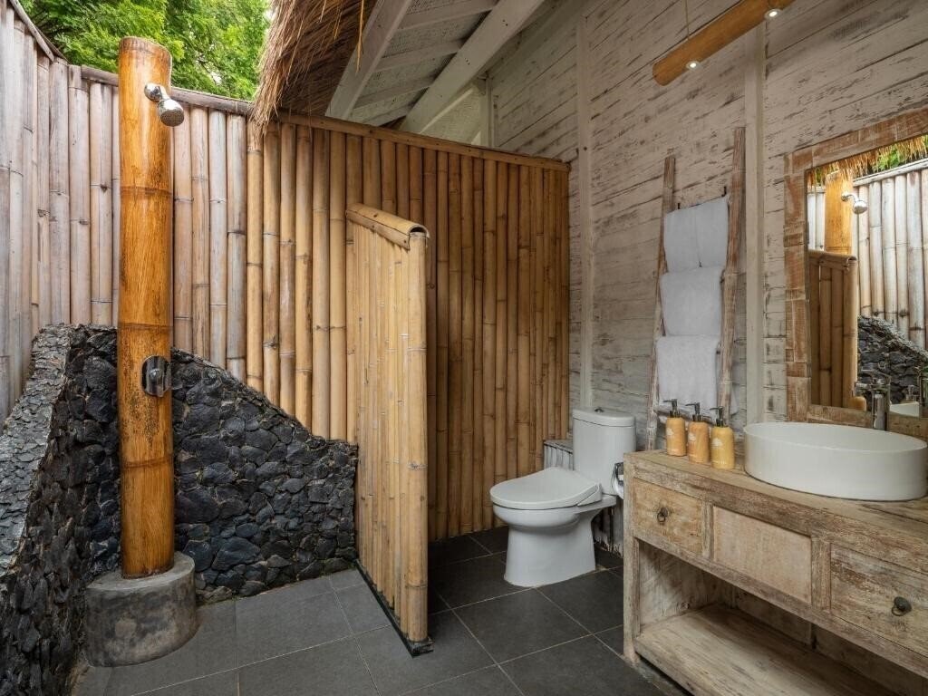 Фото Sudamala Resort Seraya 5*