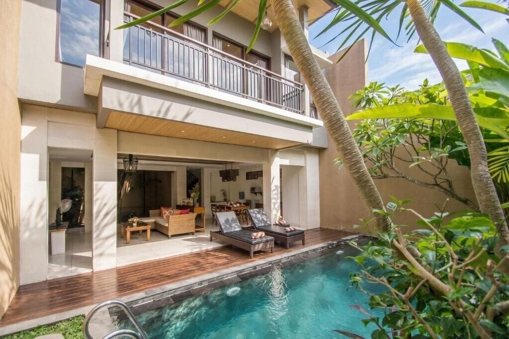 Отель Kamajaya Villas Bali 4*
