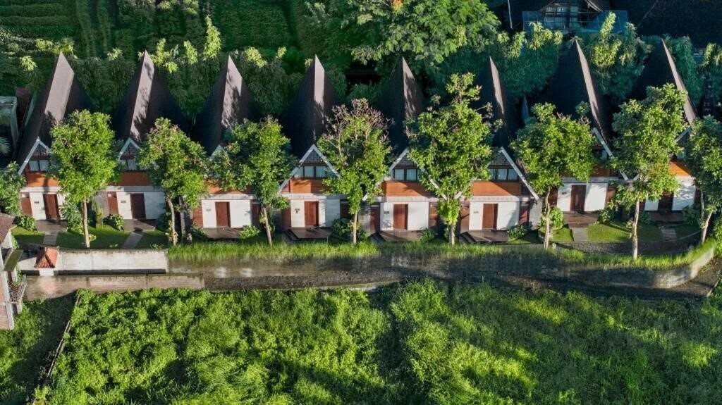Отель Kanhara Villas By Pramana Villas 4*