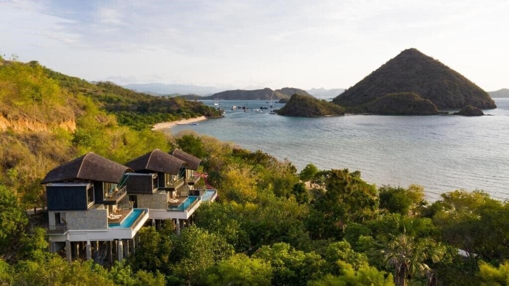 Отель Plataran Komodo 5*