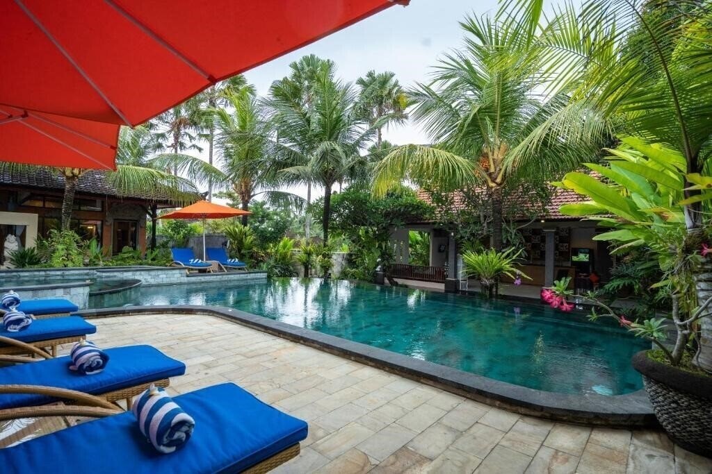 Готель Natya Hotel Tanah Lot 4*