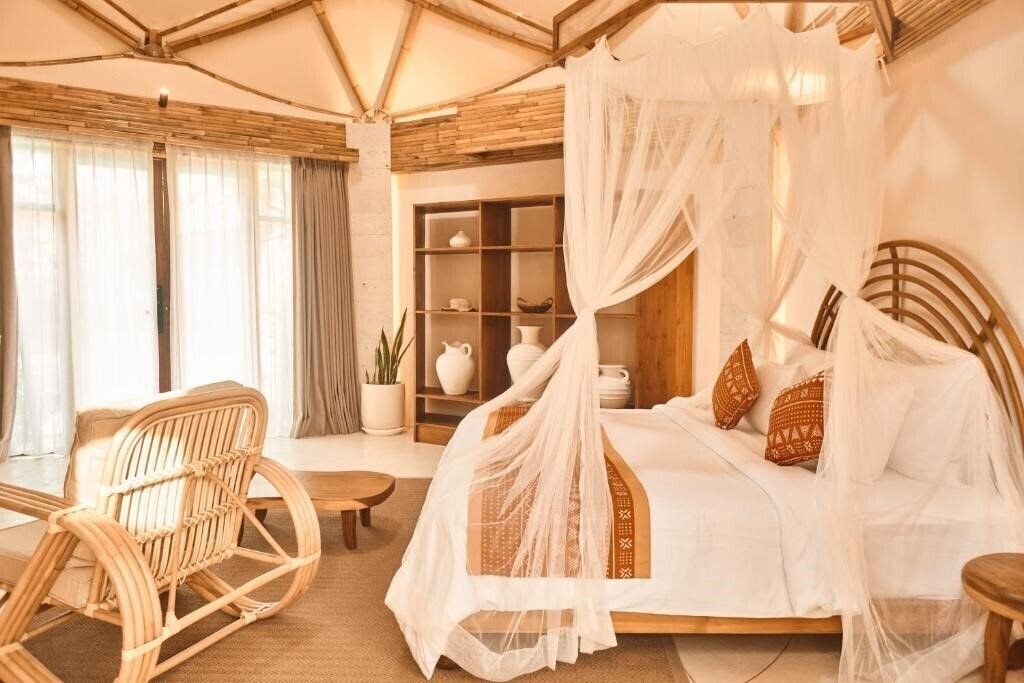 Фотография Nuanu Suites & Accommodations (Adults Only) 4*