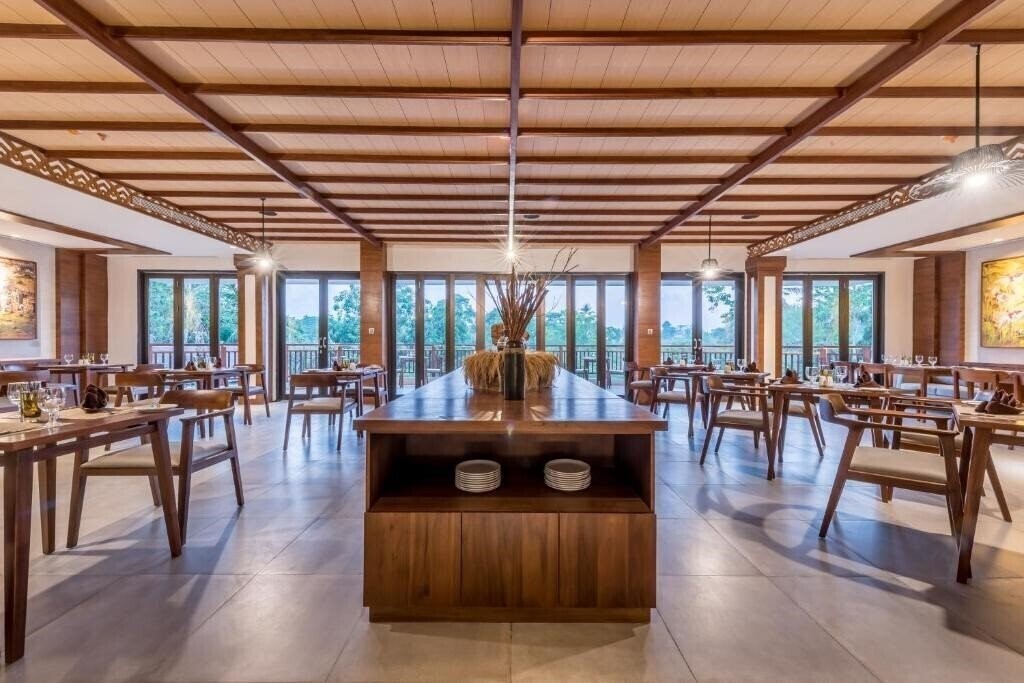 Фотографія Tanadewa Resort Ubud Bali by Cross Collection 4*