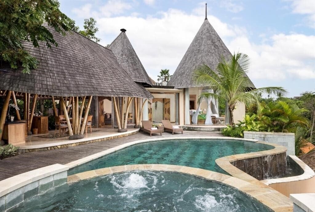 Фотографія The Alena Resort A Pramana Experience 4*