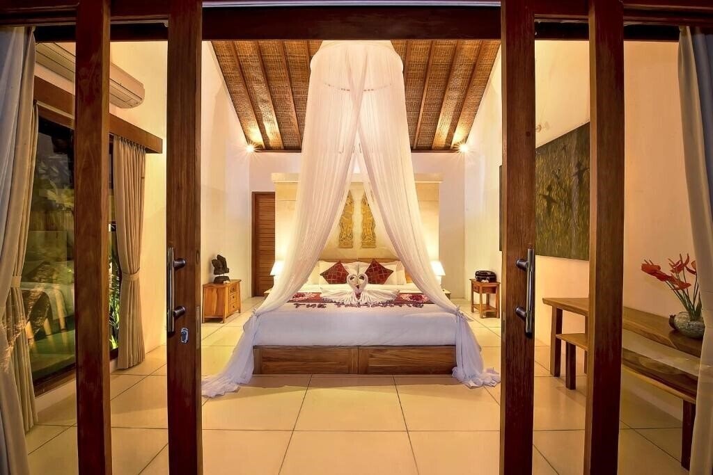 Фото The Tamantis Villas 4*