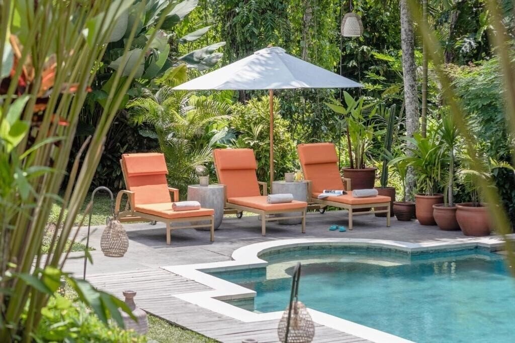 Готель The White Villas 4*