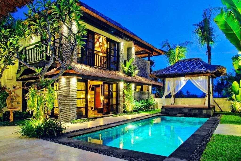 Отель The Zala Villa 4*