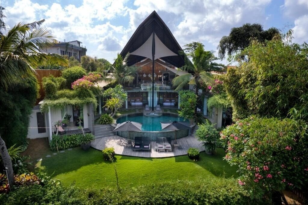 Готель Toraja Villa 4*