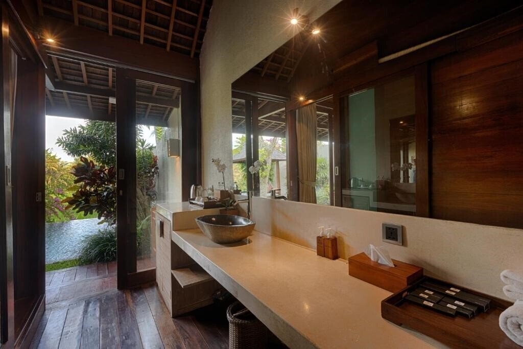 Фотографія Ubud Padi Villas 4*