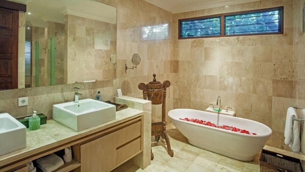 Фотографія Villa Avalon 4*
