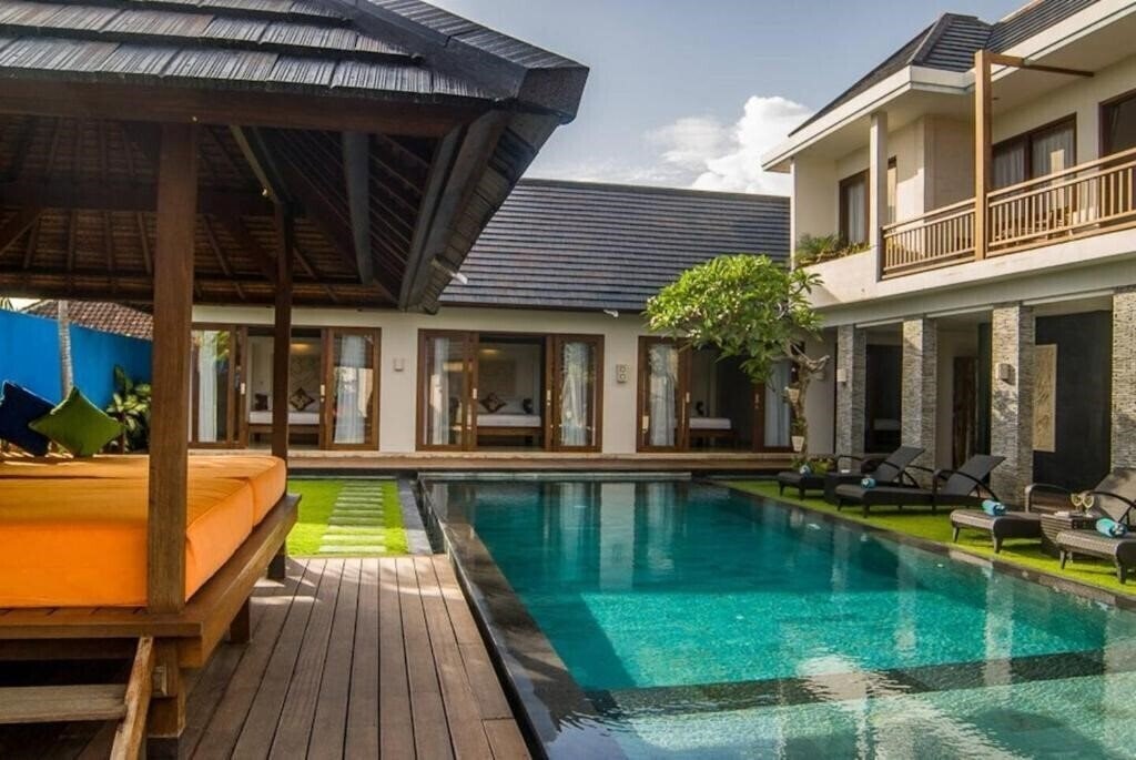 Отель Villa Bon Bon 4*