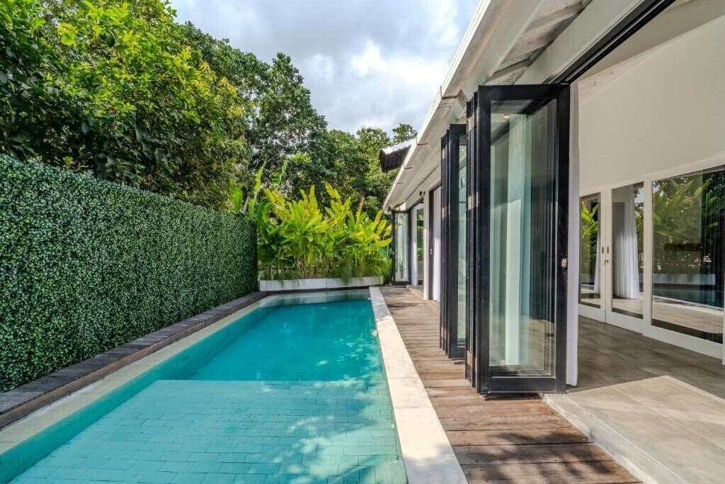Готель Villa Infinity Bali 4*