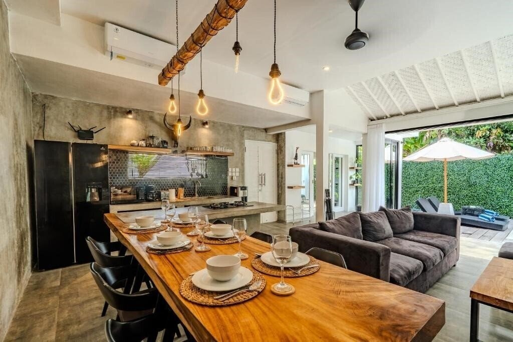 Фото Villa Infinity Bali 4*