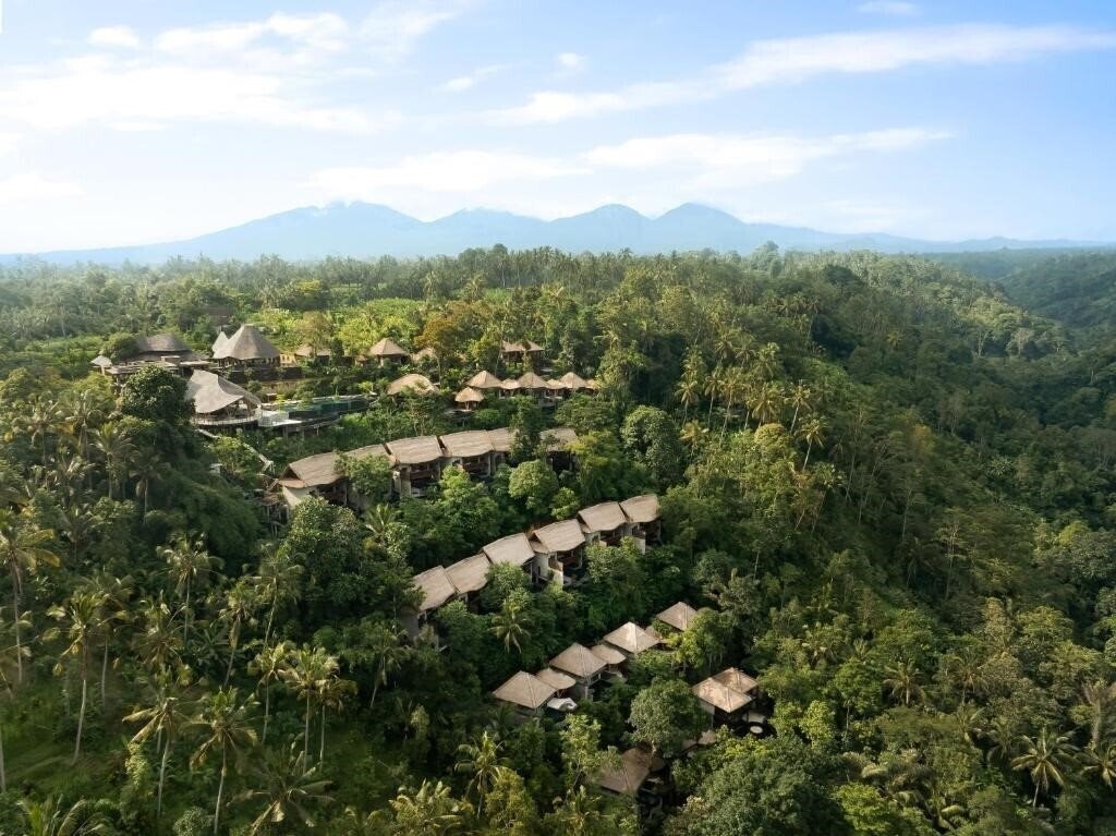 Готель Akohara Buahan Village Retreat 5*