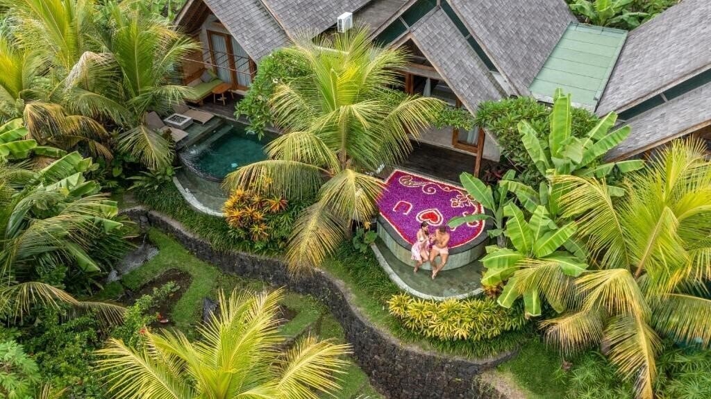 Готель Wana Bucu Villas 4*