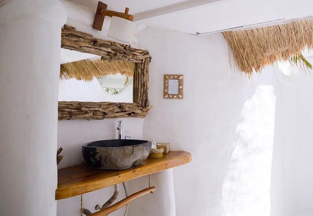 Готель Sal Secret Spot 4*