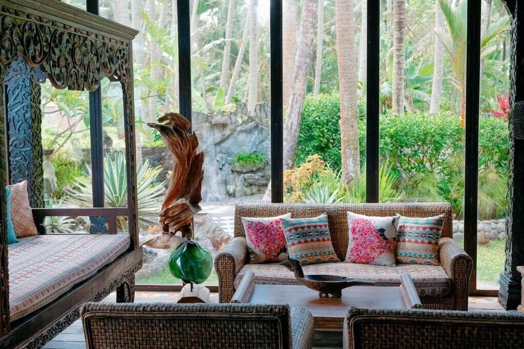 Фото Most Exotic Beachfront Villa Keong 4*