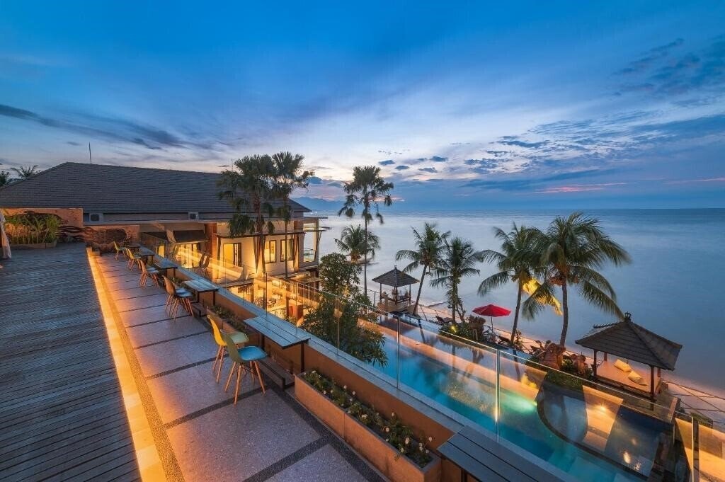 Отель Padma Sari Hotel 4*