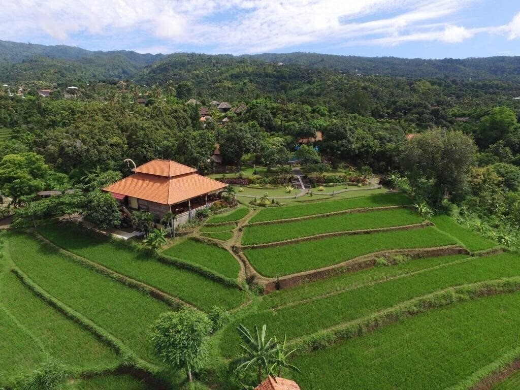 Отель Puri Mangga Sea View Resort & Spa 4*