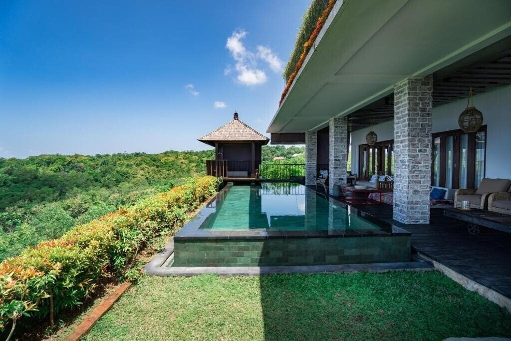 Фотографія The Ocean Views Luxury Villas & Apartment 4*