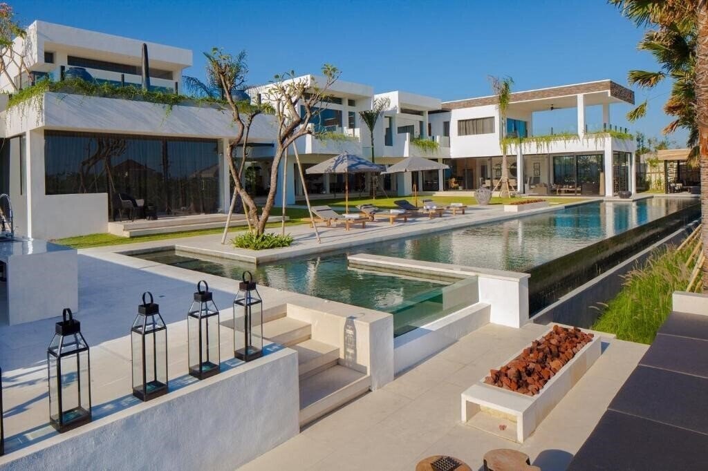 Готель The Palm House 4*