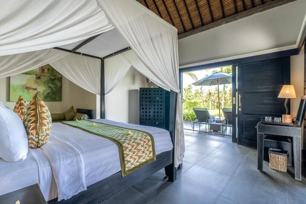 Фото Villa Rumah Lotus 4*