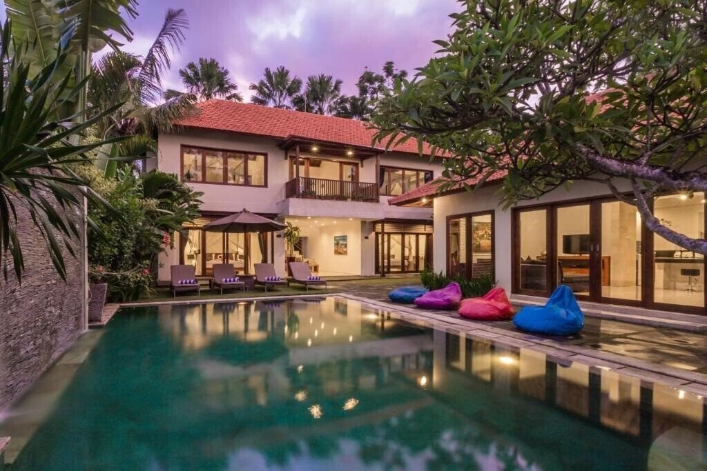 Готель Amore Villas 4*