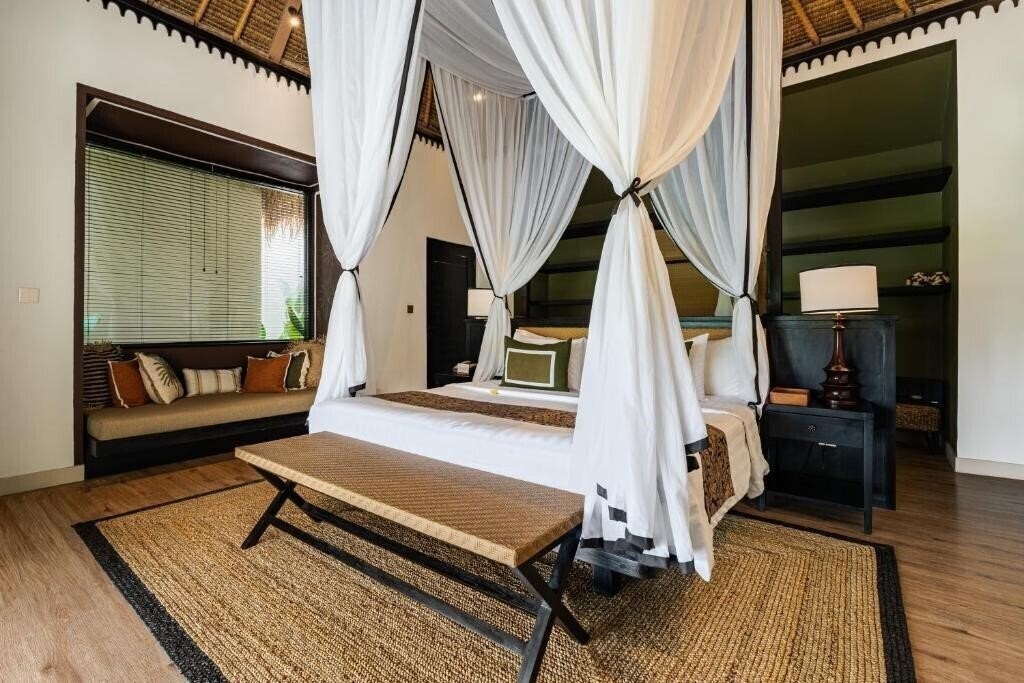 Фото Mesari Hotel Ubud 4*