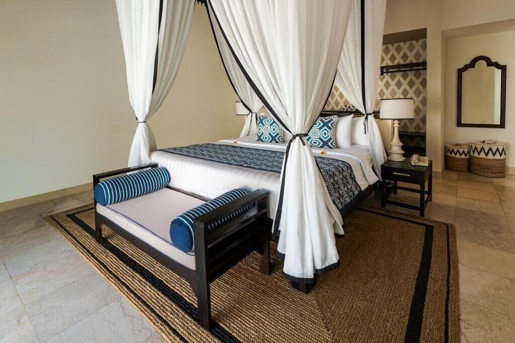 Картинка Mesari Hotel Ubud 4*