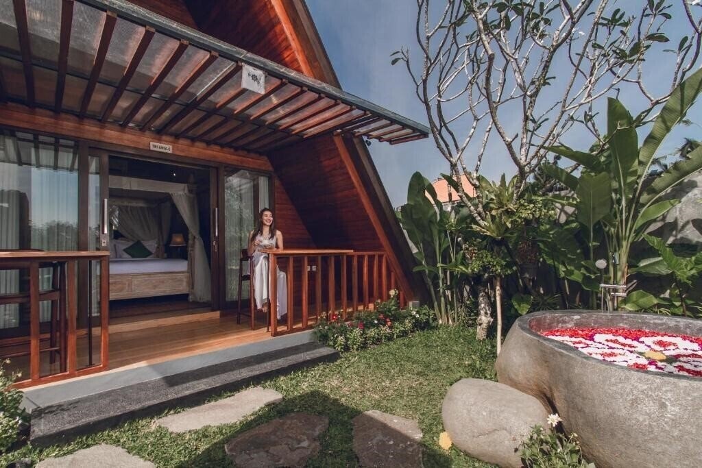 Картинка Tri Dewi Residence 3*