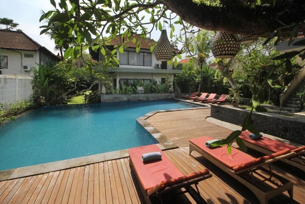 Изображение Putri Ayu Cottages 3*